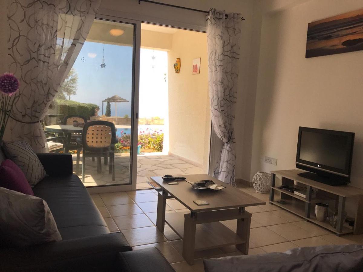 Tala Hills Sea View Apartment Paphos Ngoại thất bức ảnh
